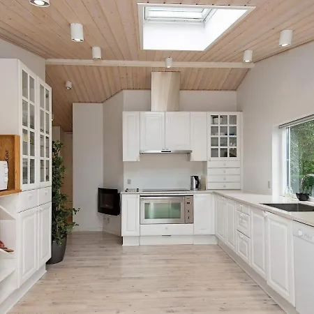 10 Person In Juelsminde Holiday home *